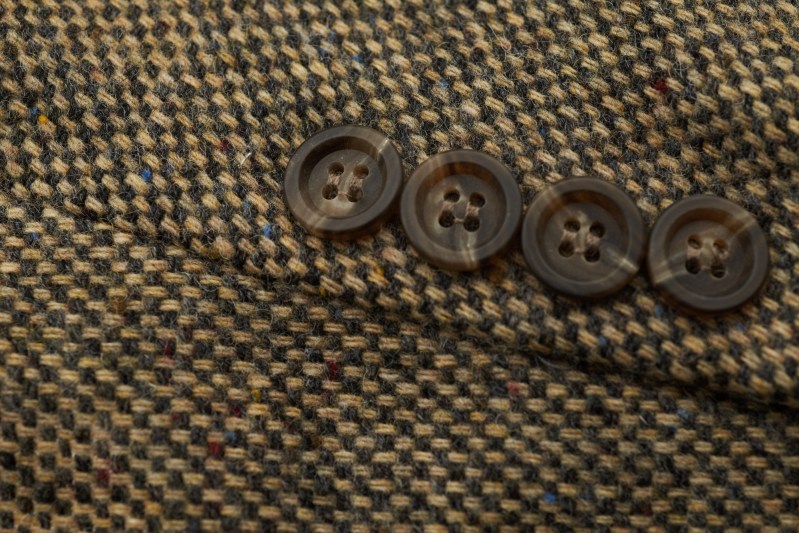 Tweed sleeve buttons