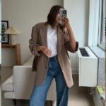 7 Fashionable Strategies to Mannequin Jeans and a White Tee